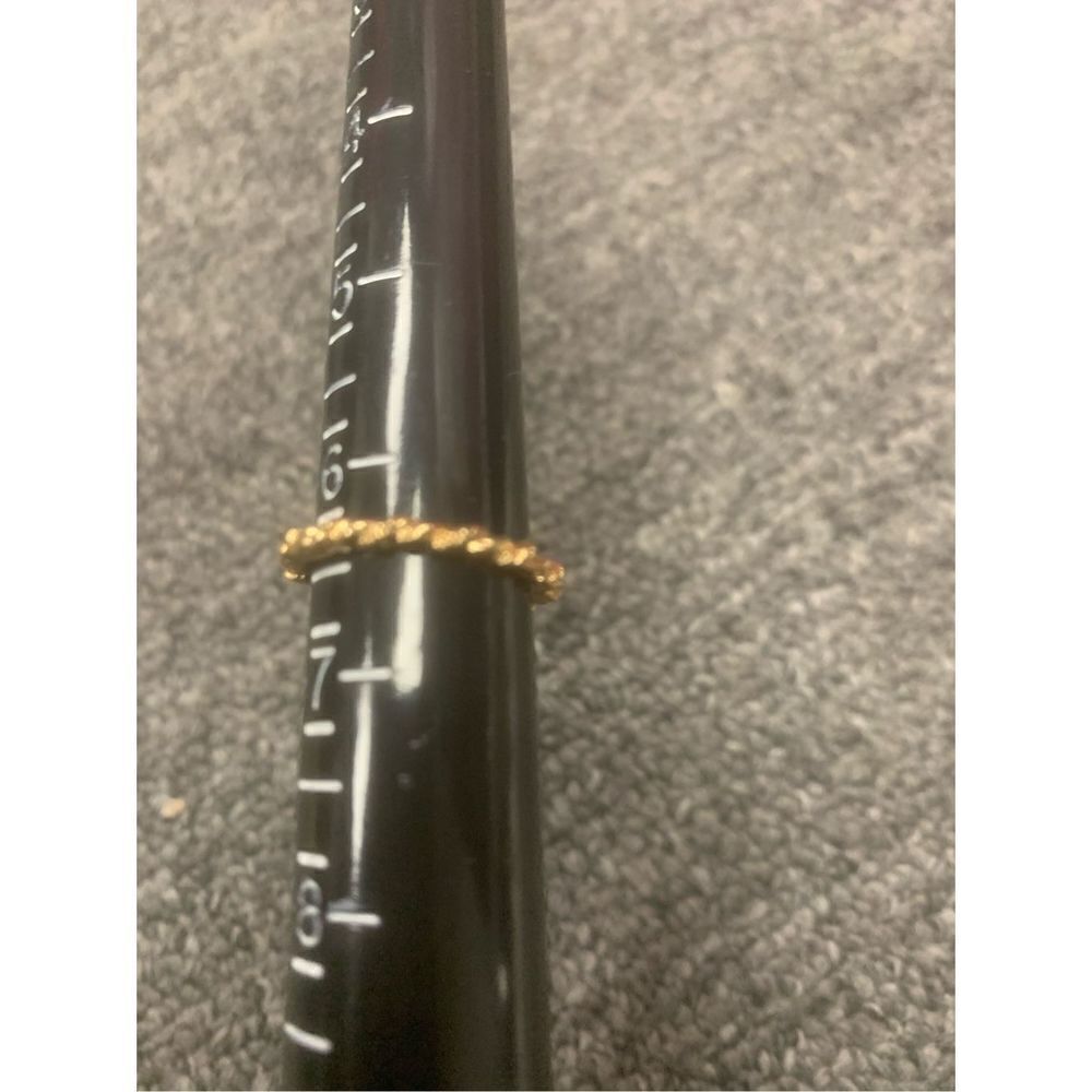 Simple Gold Textured Ring - Picture 4 of 4